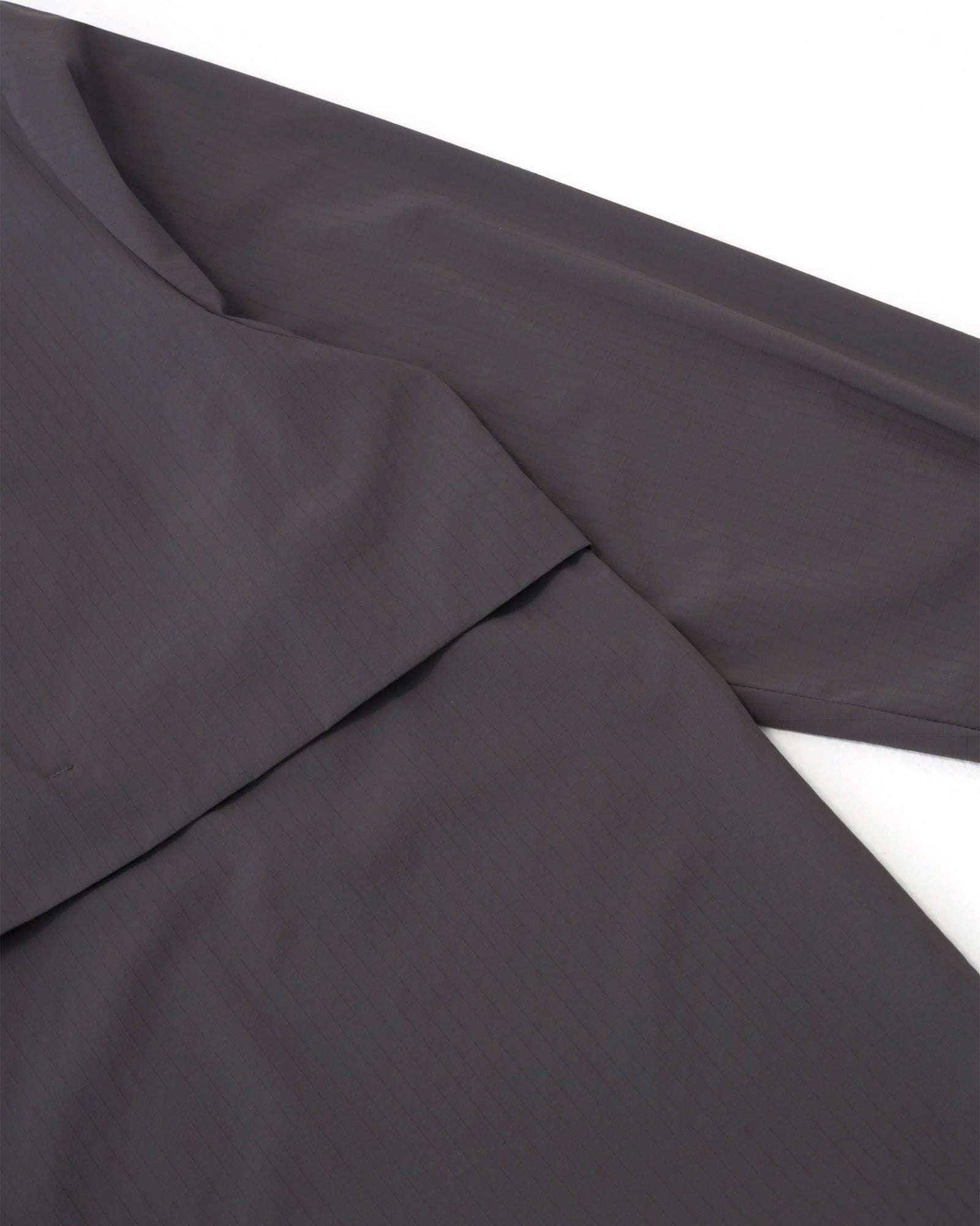 ALIGN BUTTON UP SHIRT