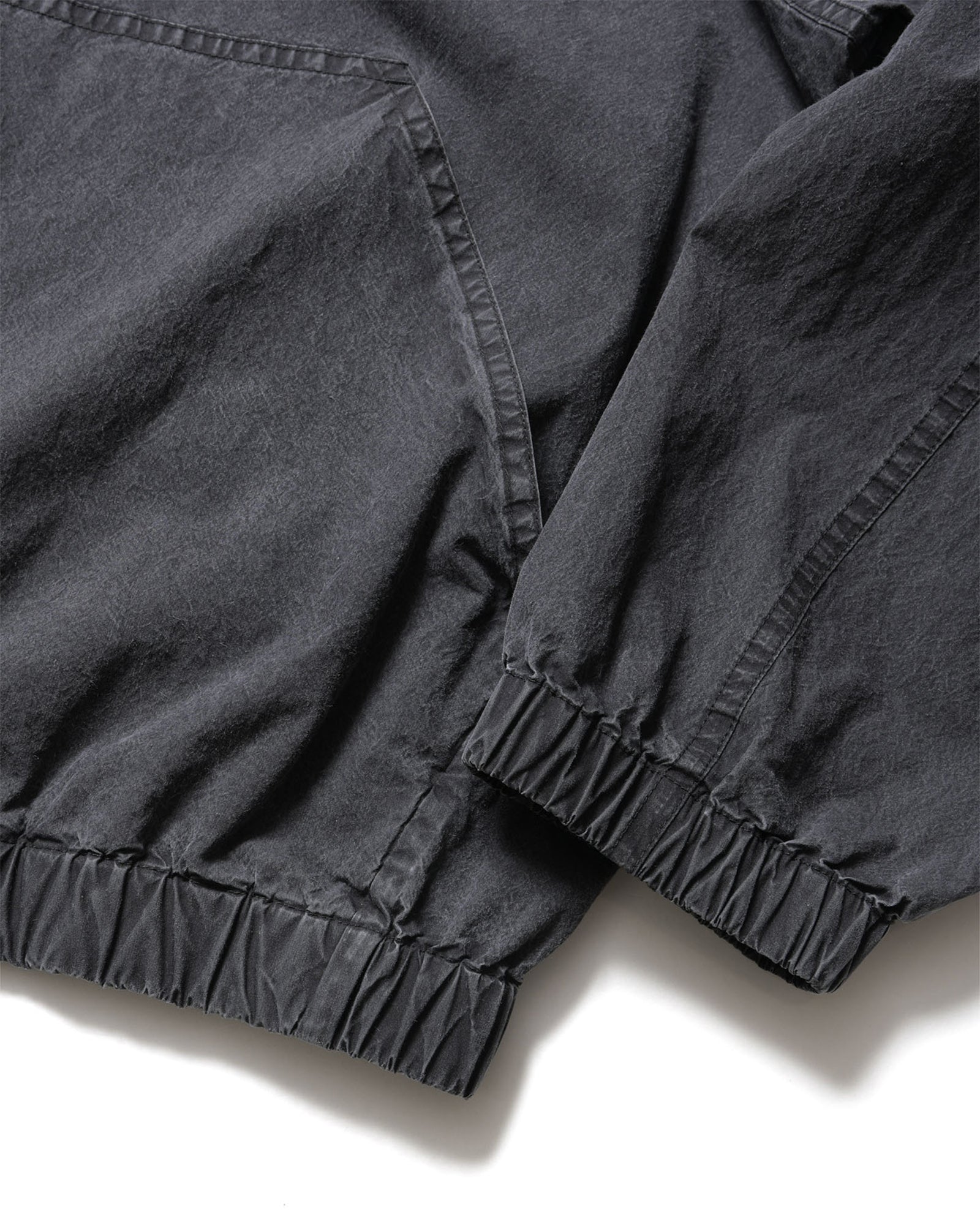 WASHED CRISP DENIM HOODED BLOUSON